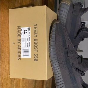 yeezy boost 350 v2 cinder